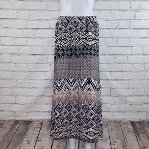 Versona Boutique Tribal Geometric Classic A-Line Midi Skirt Black/White/Tan
